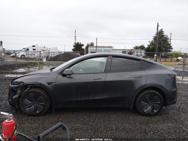 Продаж на аукціоні авто 2026 Tesla Model Y Premium Rear-wheel Drive/standard Rear-wheel Drive, vin: 7SAYGDED8TF419286, номер лоту: 44867211
