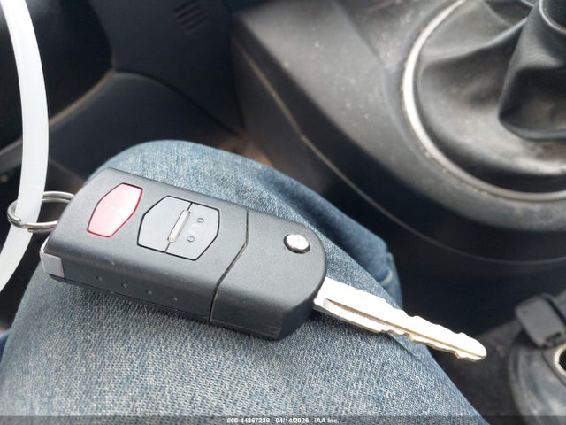 44867239 :رقم المزاد ، JM1DE1LZ8C0150249 vin ، 2012 Mazda Mazda2 Touring مزاد بيع