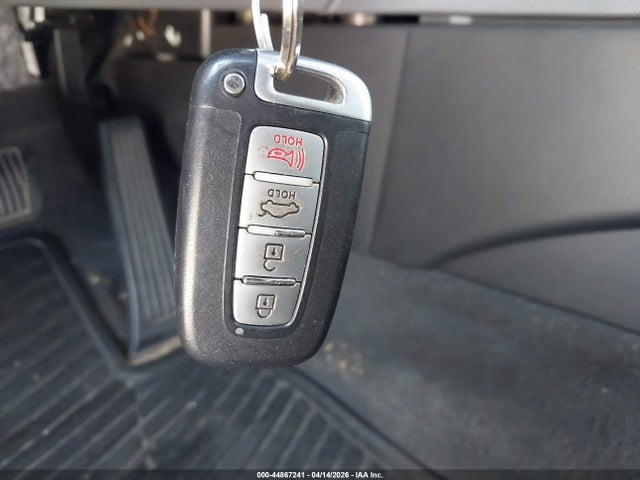 Продажа на аукционе авто 2013 Hyundai Sonata Limited 2.0t, vin: 5NPEC4AB5DH599247, номер лота: 44867241