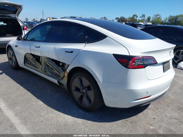 44867248 :رقم المزاد ، 5YJ3E1EA6NF374448 vin ، 2022 Tesla Model 3 Rear-wheel Drive مزاد بيع