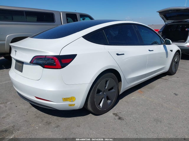 44867248 :رقم المزاد ، 5YJ3E1EA6NF374448 vin ، 2022 Tesla Model 3 Rear-wheel Drive مزاد بيع