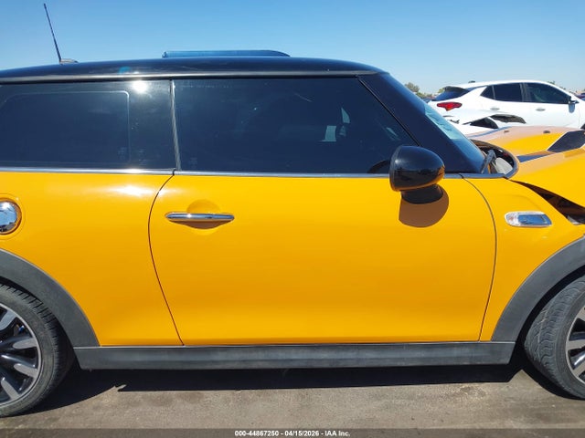 Mini Hardtop Cooper S 2015 WMWXP7C56F2A33477 Image 13