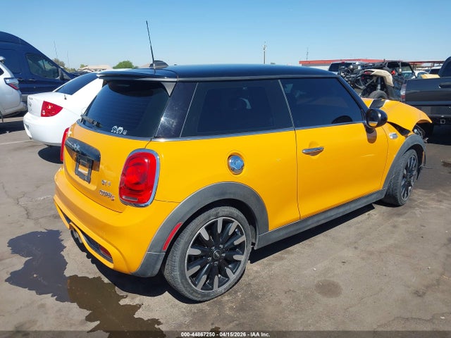Mini Hardtop Cooper S 2015 WMWXP7C56F2A33477 Image 4