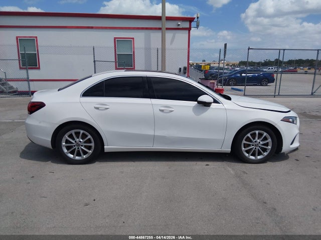 2019 Mercedes-benz A 220 მანქანა იყიდება აუქციონზე, vin: WDD3G4EB0KW024329, აუქციონის ნომერი: 44867255