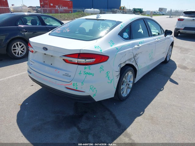 44867290 :رقم المزاد ، 3FA6P0LU7KR240644 vin ، 2019 Ford Fusion Hybrid Se مزاد بيع