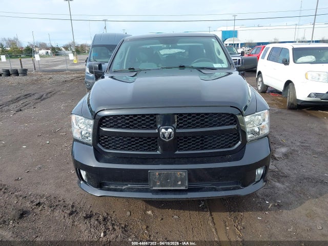 44867302 :رقم المزاد ، 1C6RR7FT8HS565188 vin ، 2017 Ram 1500 Express  4x4 6'4 Box مزاد بيع