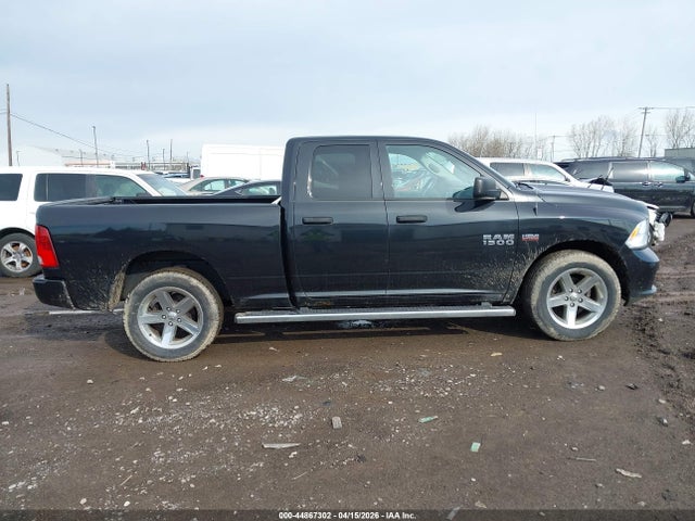 44867302 :رقم المزاد ، 1C6RR7FT8HS565188 vin ، 2017 Ram 1500 Express  4x4 6'4 Box مزاد بيع