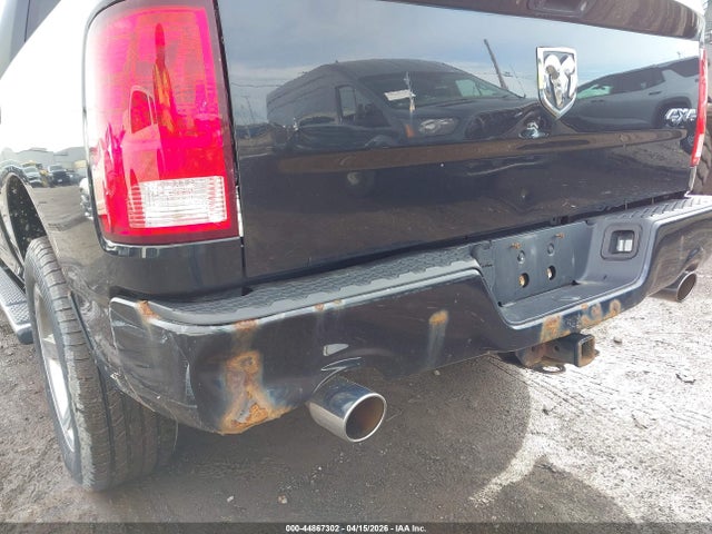 44867302 :رقم المزاد ، 1C6RR7FT8HS565188 vin ، 2017 Ram 1500 Express  4x4 6'4 Box مزاد بيع