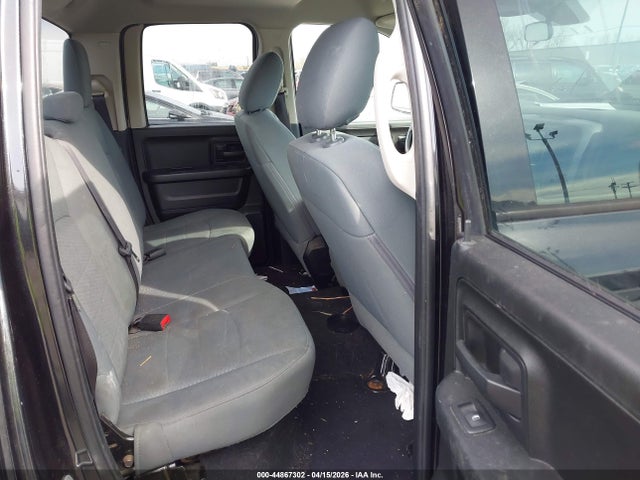 44867302 :رقم المزاد ، 1C6RR7FT8HS565188 vin ، 2017 Ram 1500 Express  4x4 6'4 Box مزاد بيع