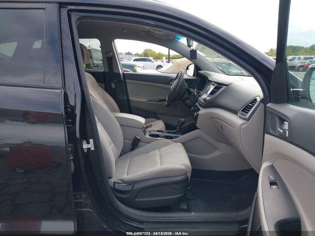 Aukcja sprzedaży 2017 Hyundai Tucson Se, vin: KM8J33A4XHU271131, numer aukcji: 44867323