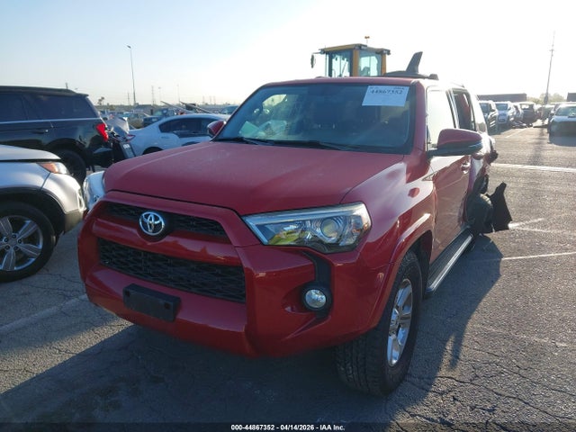 Toyota 4runner Sr5 Premium 2019 JTEBU5JR7K5645477 Image 2