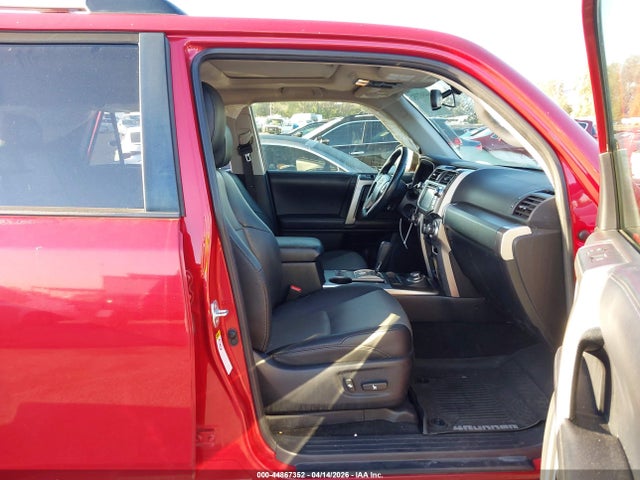 Toyota 4runner Sr5 Premium 2019 JTEBU5JR7K5645477 Image 5
