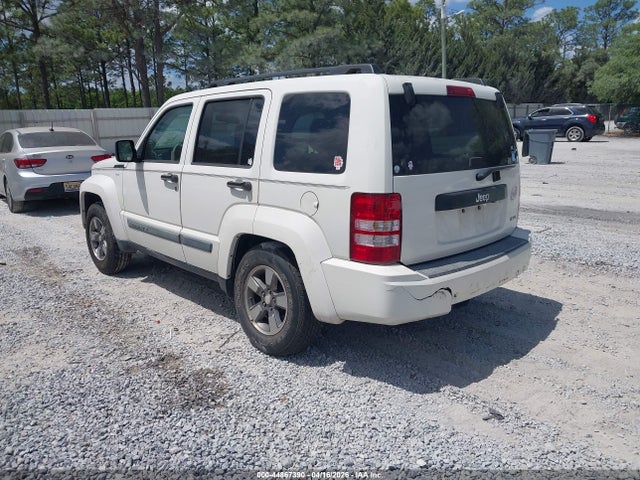 2008 Jeep Liberty Sport მანქანა იყიდება აუქციონზე, vin: 1J8GP28K28W228515, აუქციონის ნომერი: 44867390