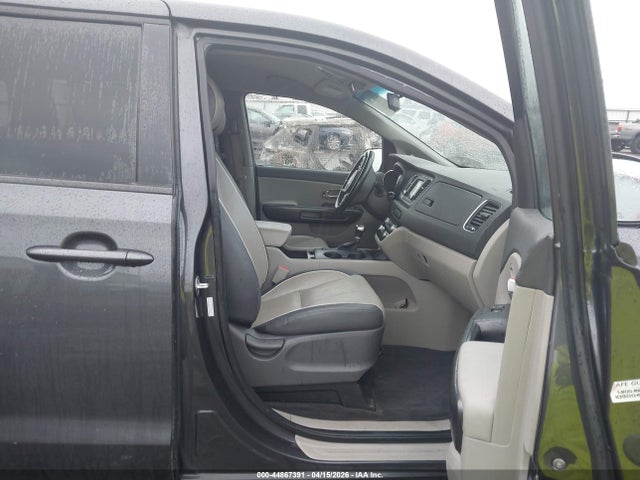 44867391 :رقم المزاد ، KNDMB5C19J6423851 vin ، 2018 Kia Sedona Lx مزاد بيع