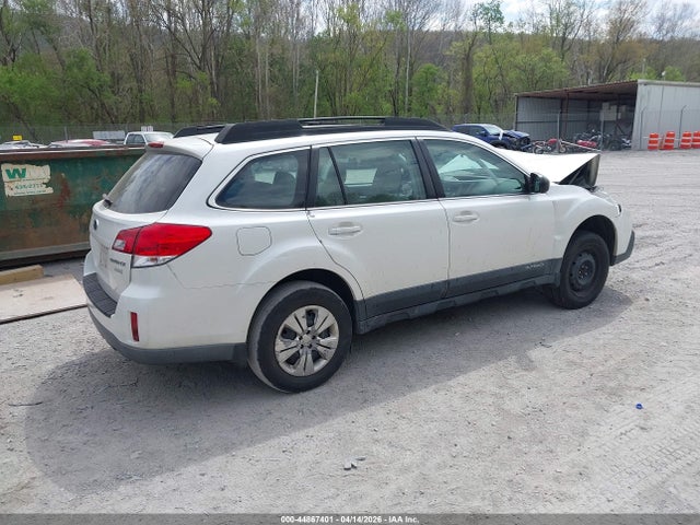 Aukcja sprzedaży 2013 Subaru Outback 2.5i, vin: 4S4BRBAC7D3324162, numer aukcji: 44867401