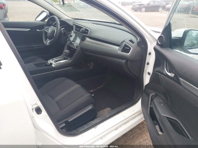 44867405 :رقم المزاد ، 19XFC2F84HE043852 vin ، 2017 Honda Civic Ex مزاد بيع
