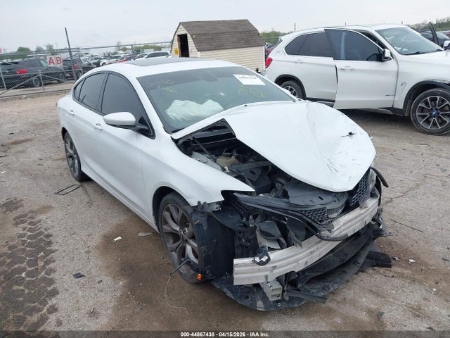 Продажа на аукционе авто 2015 Chrysler 200 S, vin: 1C3CCCBB5FN614742, номер лота: 44867438