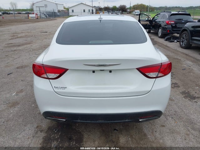 Продажа на аукционе авто 2015 Chrysler 200 S, vin: 1C3CCCBB5FN614742, номер лота: 44867438