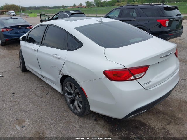 Продажа на аукционе авто 2015 Chrysler 200 S, vin: 1C3CCCBB5FN614742, номер лота: 44867438