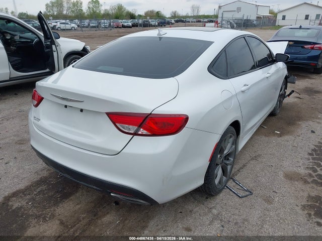 Продажа на аукционе авто 2015 Chrysler 200 S, vin: 1C3CCCBB5FN614742, номер лота: 44867438