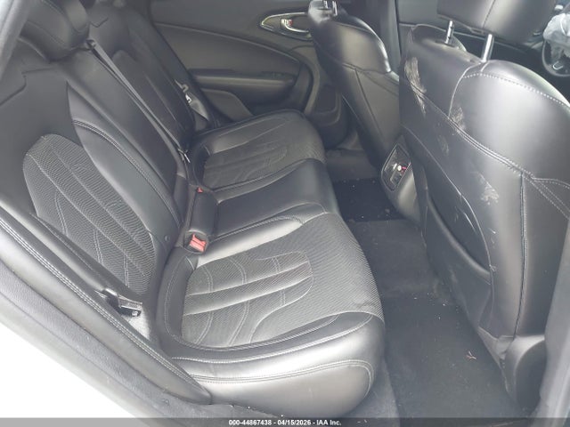 Продажа на аукционе авто 2015 Chrysler 200 S, vin: 1C3CCCBB5FN614742, номер лота: 44867438