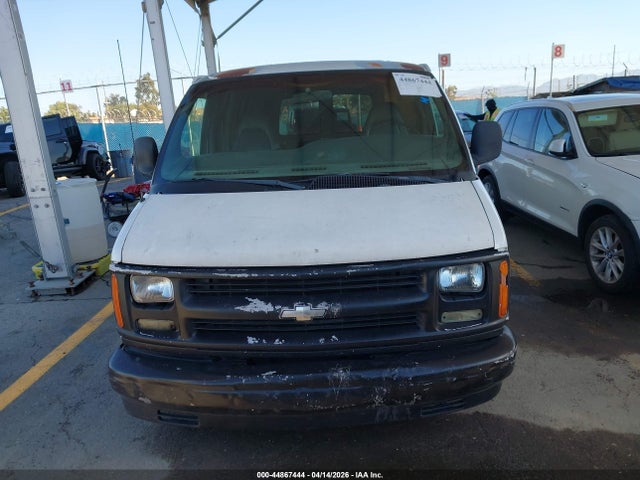 2002 Chevrolet Express მანქანა იყიდება აუქციონზე, vin: 1GCFG15W821195464, აუქციონის ნომერი: 44867444
