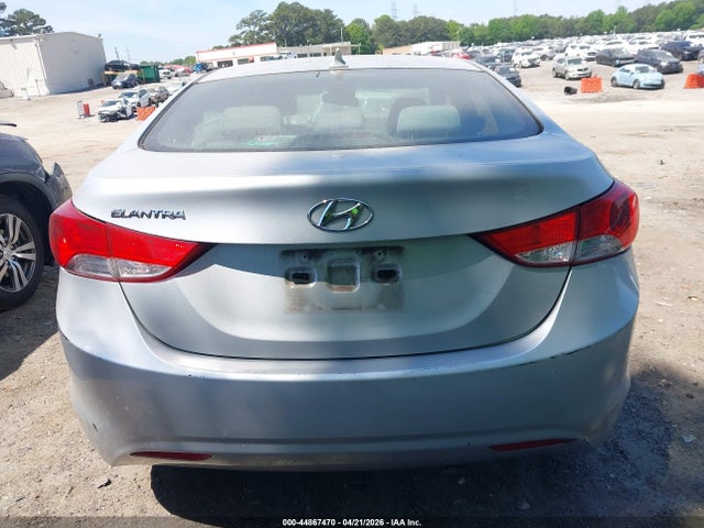 44867470 :رقم المزاد ، KMHDH4AE7DU884508 vin ، 2013 Hyundai Elantra Gls مزاد بيع
