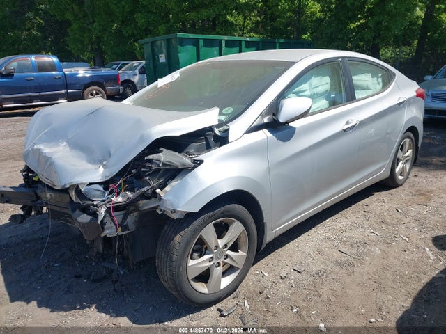 44867470 :رقم المزاد ، KMHDH4AE7DU884508 vin ، 2013 Hyundai Elantra Gls مزاد بيع