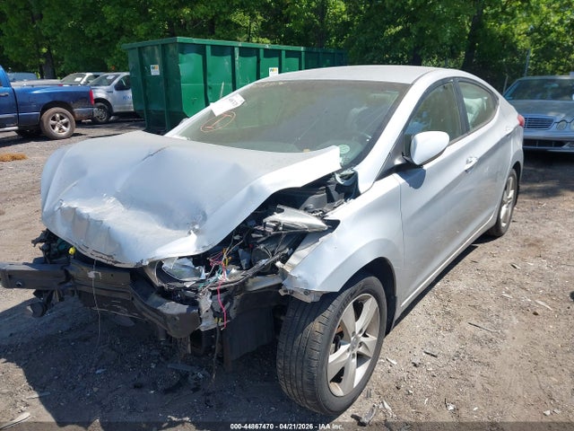 44867470 :رقم المزاد ، KMHDH4AE7DU884508 vin ، 2013 Hyundai Elantra Gls مزاد بيع
