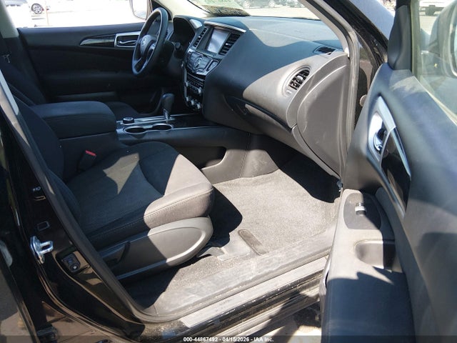 Продажа на аукционе авто 2017 Nissan Pathfinder S, vin: 5N1DR2MM8HC913238, номер лота: 44867492
