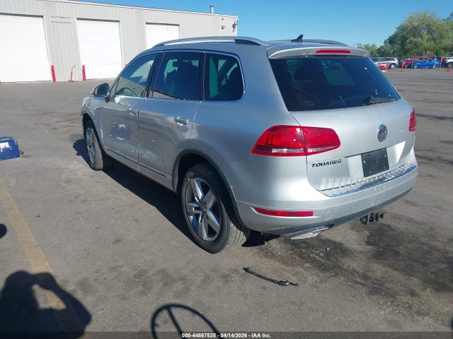 Продаж на аукціоні авто 2013 Volkswagen Touareg Tdi Lux, vin: WVGEP9BP2DD006473, номер лоту: 44867525