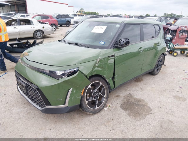 2023 Kia Soul Ex მანქანა იყიდება აუქციონზე, vin: KNDJ33AU6P7187373, აუქციონის ნომერი: 44867547