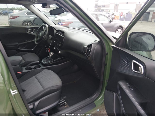 2023 Kia Soul Ex მანქანა იყიდება აუქციონზე, vin: KNDJ33AU6P7187373, აუქციონის ნომერი: 44867547
