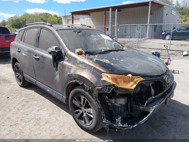 44867563 :رقم المزاد ، JTMRFREV5JJ251333 vin ، 2018 Toyota Rav4 Xle مزاد بيع