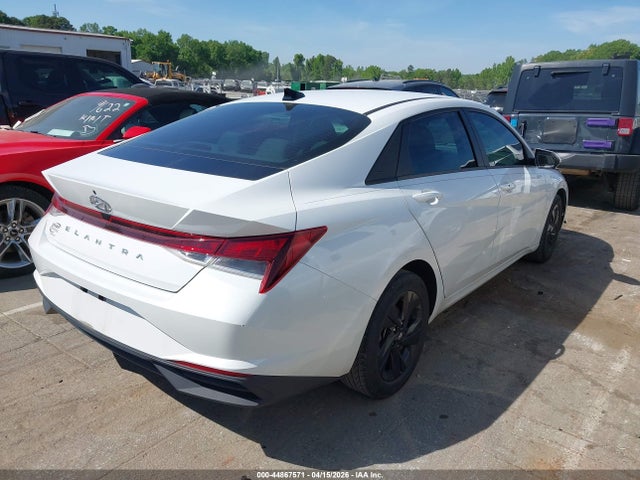 44867571 :رقم المزاد ، 5NPLM4AG3NH072468 vin ، 2022 Hyundai Elantra Sel مزاد بيع