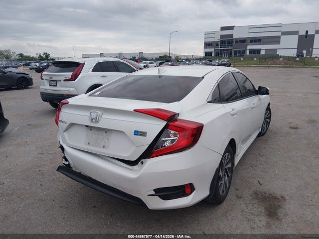 44867577 :رقم المزاد ، 19XFC2F77JE037718 vin ، 2018 Honda Civic Ex مزاد بيع