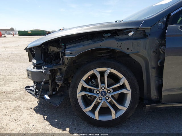44867593 :رقم المزاد ، 3FA6P0CD3KR144557 vin ، 2019 Ford Fusion Sel مزاد بيع