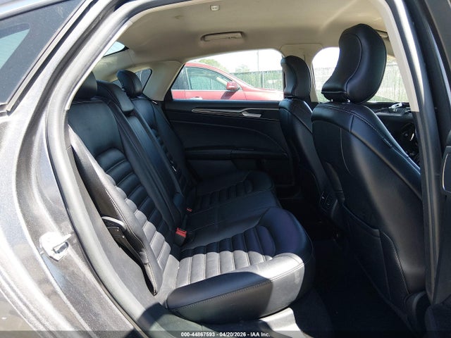 44867593 :رقم المزاد ، 3FA6P0CD3KR144557 vin ، 2019 Ford Fusion Sel مزاد بيع
