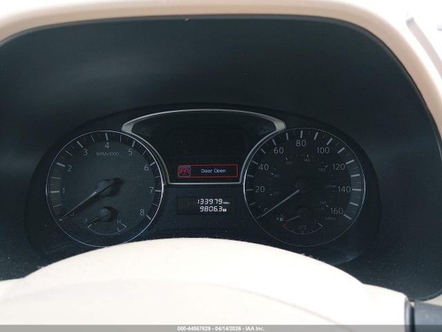 2014 Nissan Pathfinder Sl მანქანა იყიდება აუქციონზე, vin: 5N1AR2MM8EC613682, აუქციონის ნომერი: 44867629
