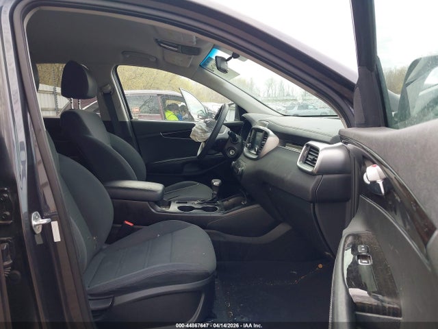 Продаж на аукціоні авто 2019 Kia Sorento 2.4l Lx, vin: 5XYPG4A31KG537399, номер лоту: 44867647