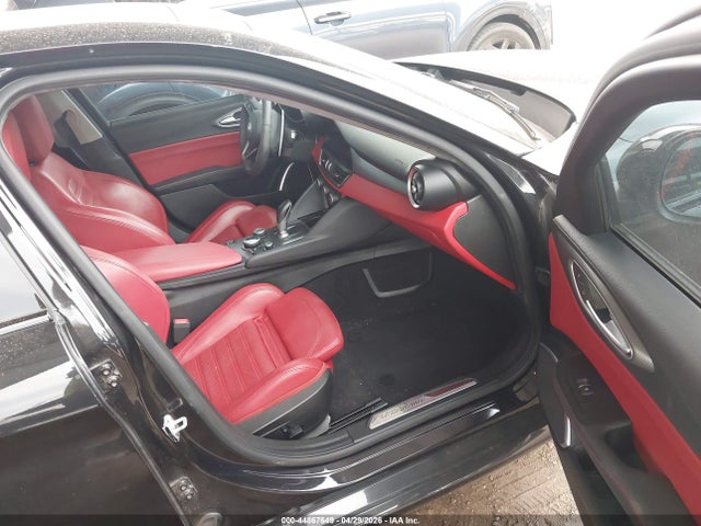 Auction sale of the 2019 Alfa Romeo Giulia Ti Sport Rwd, vin: ZARFAMBN6K7605289, lot number: 44867649