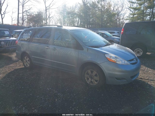 2010 TOYOTA SIENNA 5TDKK4CC8AS320715