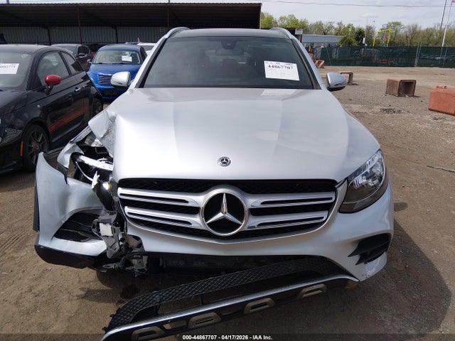 Продажа на аукционе авто 2019 Mercedes-benz Glc 300 4matic, vin: WDC0G4KB2KV152279, номер лота: 44867707