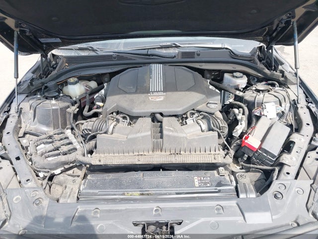 44867724 :رقم المزاد ، 1G6DT5RW1M0129287 vin ، 2021 Cadillac Ct5 Premium Luxury مزاد بيع