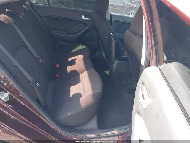 44867763 :رقم المزاد ، 3KPFK4A71JE196692 vin ، 2018 Kia Forte Lx مزاد بيع