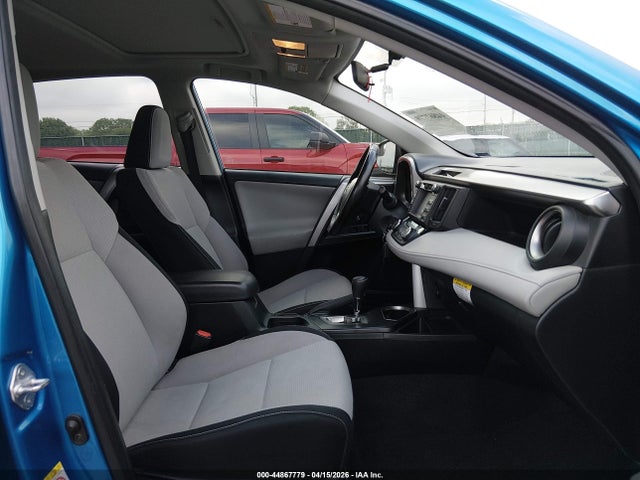 Toyota Rav4 Xle 2016 JTMWFREV7GD081339 Image 5