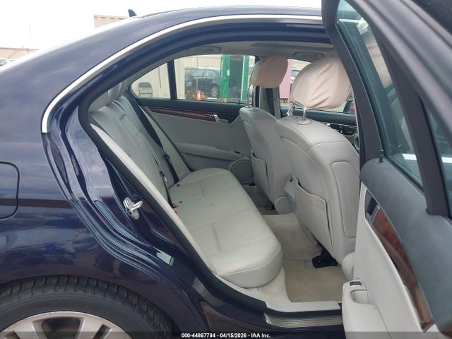 Продажа на аукционе авто 2010 Mercedes-benz C 300 Luxury/sport, vin: WDDGF5EB7AF368054, номер лота: 44867784