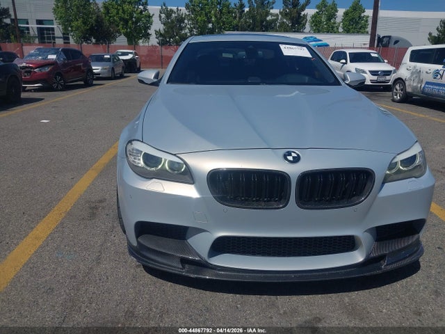 2013 BMW M5 WBSFV9C59DD096192 Photo 5