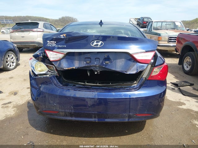 2012 Hyundai Sonata Gls მანქანა იყიდება აუქციონზე, vin: 5NPEB4AC5CH397180, აუქციონის ნომერი: 44867847