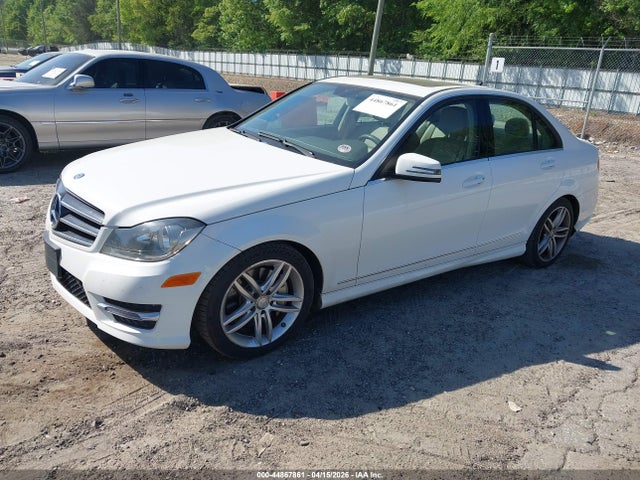 44867861 :رقم المزاد ، WDDGF8AB5ER322203 vin ، 2014 Mercedes-benz C 300 Sport 4matic مزاد بيع